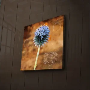 Canvastavla med LED-belysning 40x40 cm - Blomma med blåa spetsiga kronblad på en varm bakgrund Blå / Brun - Inredning Billigare