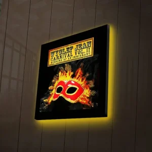 Canvastavla med LED-belysning 28x28 cm - Mask med färgglada detaljer och flammande bakgrund Röd / Orange / Svart - Inredning Köp nu