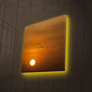 Canvastavla med LED-belysning 28x28 cm - Solnedgång med flygande fåglar Orange / Gult / Svart - Inredning Begränsat antal