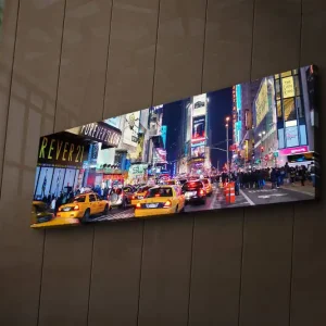Utförsäljning Canvastavla med LED-belysning 30x90 cm - Livlig stadsbild med gula taxibilar i en nattlig miljö Gul / Blå / Svart - Inredning