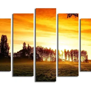 Stor Canvastavla i 5 delar 105x70 cm - Solnedgång bakom silhuetter av träd Orange / Guld / Svart - Inredning Sänkt pris