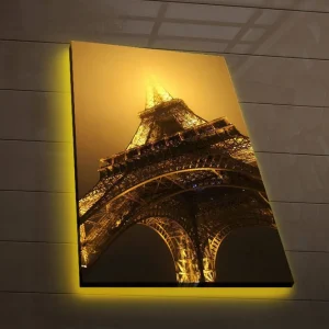 Populär Canvastavla med LED-belysning 70x45 cm - Eiffeltornet belyst i dimma Guld / Svart / Grå - Inredning