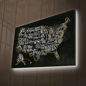 Canvastavla med LED-belysning 45x70 cm - Kartbild av USA med stiliserade delstatsnamn Svart / Guld - Inredning Snabb leverans