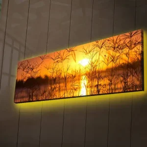 Kampanjpris Canvastavla med LED-belysning 30x90 cm - Solnedgång över en spegelblanka sjö med gräs i förgrunden Orange / Guld / Svart - Inredning