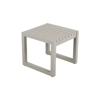 Vevi sidobord från Brafab- Bra Möbler I lager