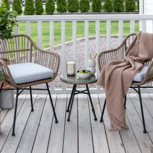 Viga cafégrupp - Natur 2 stolar & bord 40 cm från Venture Design- Bra Möbler Extra rabatt