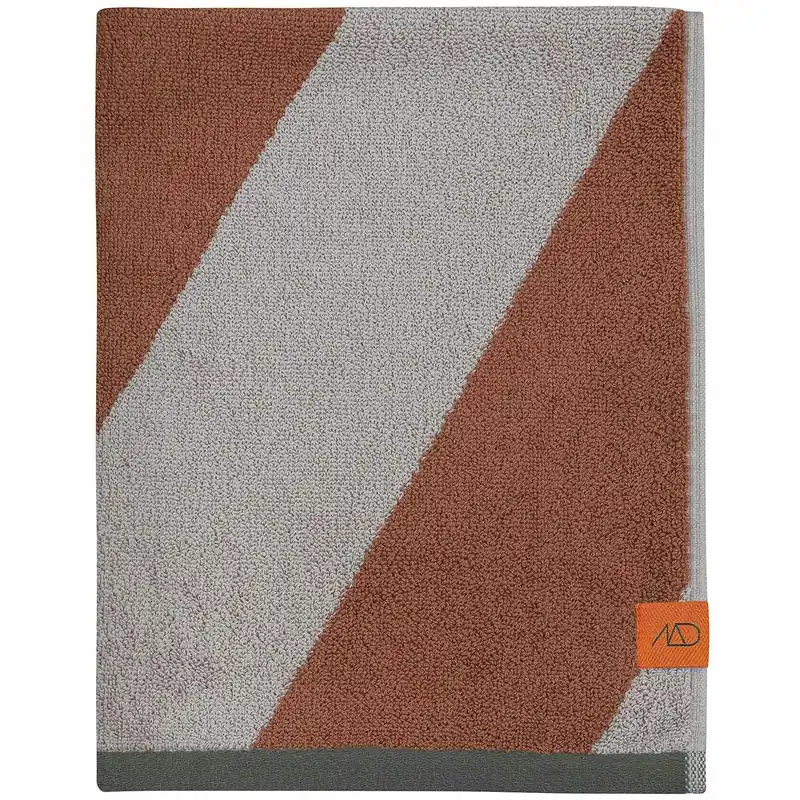 Diagonal Badhandduk 70x133 cm, Brick Kundfavorit